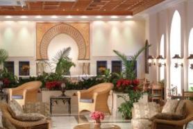 Egyptský hotel Sofitel Karnak s posezením