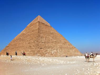 Giza - Cheopsova pyramida