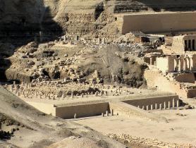 Luxur v Egyptě - chrámové zbytky