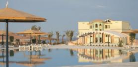 Hotel Harmony Makadi Bay, Egypt - pohled k bazénu