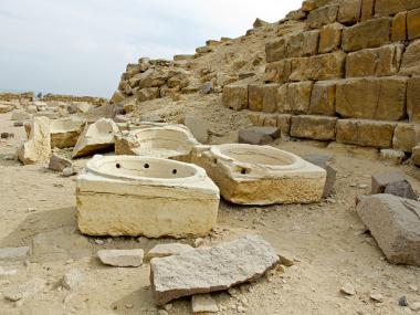 Abu Ghurab - pozůstatky chrámu Niuserrea