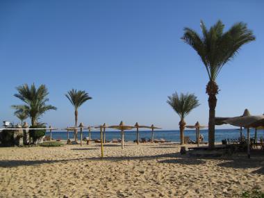 Egyptské letovisko Nuweiba s pláží