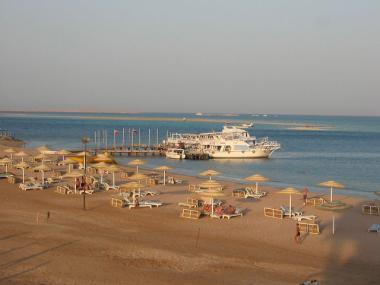Egypt - pláž Magawish